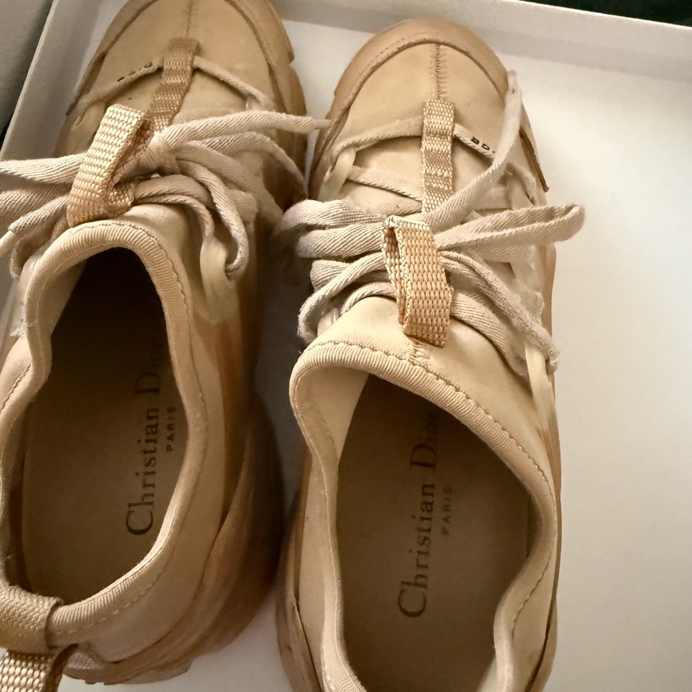 Dior Women's Beige Sneakers - Picture 3 of 5